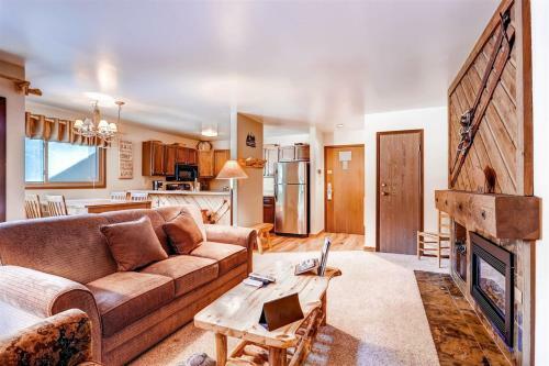 Apartamento 1 Bedroom Condo In Keystone - West Keystone