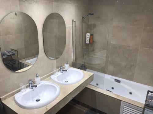 Apartamento Newly Renovated Deluxe 2 Bed With 5 Pools