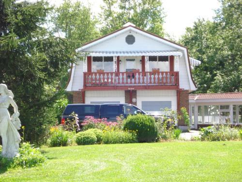Stratford Serenity Bed & Breakfast
