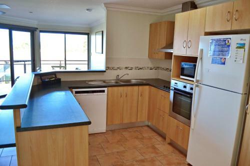 Paragon Apartment 7