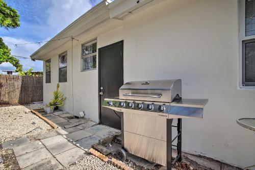 Modern Fort Lauderdale Home Less Than 4 Mi To Beach!