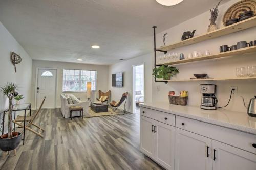 Modern Fort Lauderdale Home Less Than 4 Mi To Beach!