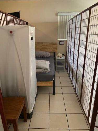 Albergue Private Cubicle - Single Bed - Mixed Shared Dorm - Miami Airport