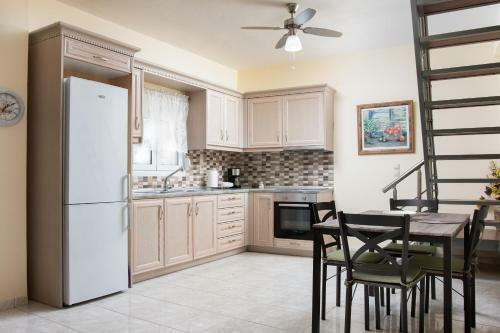 Apartamento Petrakis House