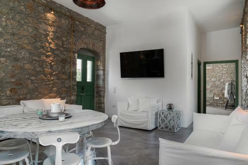 Villa Aglaia, A Hidden Paradise, Livadi , Serifos
