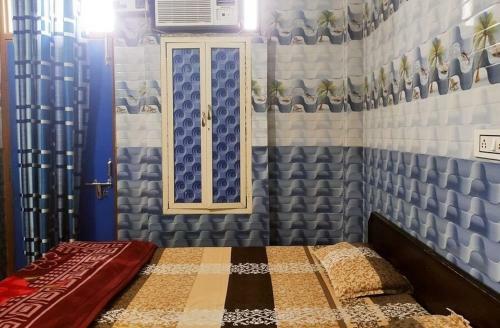 Hotel Oyo 92447 The Famous Inn