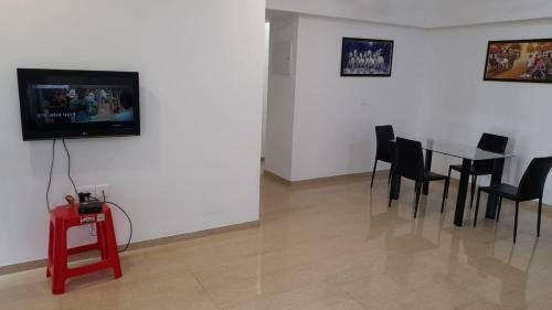 Apartamento AC 3bhk Fully Furnished Flat With Golf View