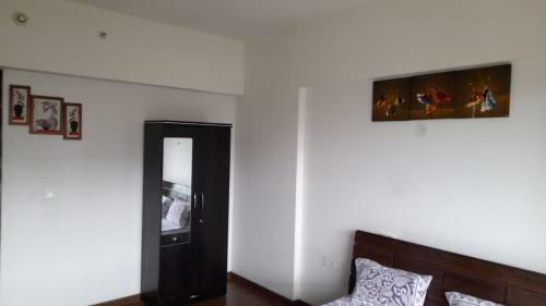 Apartamento AC 3bhk Fully Furnished Flat With Golf View