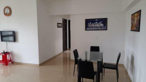 Apartamento AC 3bhk Fully Furnished Flat With Golf View