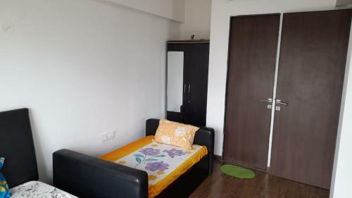 Apartamento AC 3bhk Fully Furnished Flat With Golf View