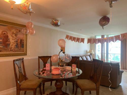 Apartamento Entire Condominium With A Pool View, Next To The Beach