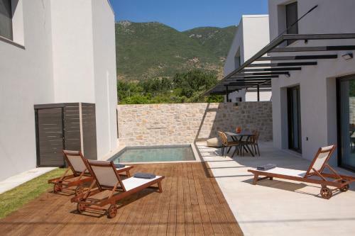 Seascape Villa Lithos