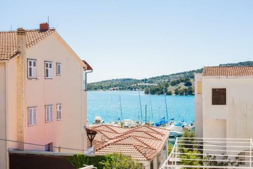 Apartments Barbara Tisno