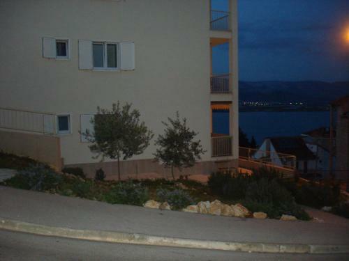 Z&e Apartment