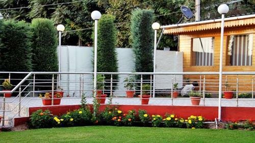 Hotel The Orchid Inn By 29bungalow