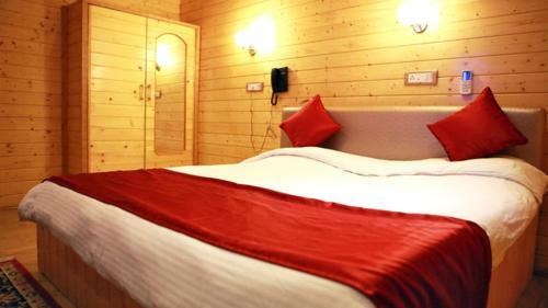 Hotel The Orchid Inn By 29bungalow