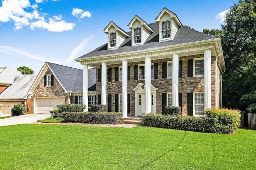 Lovely 5bed, 3-fullbath ! 5min To Free Way I-85