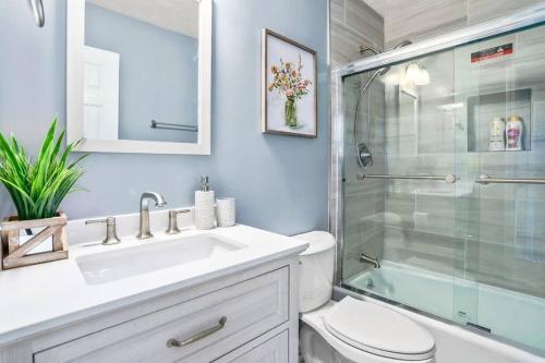 Lovely 5bed, 3-fullbath ! 5min To Free Way I-85