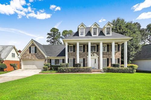Lovely 5bed, 3-fullbath ! 5min To Free Way I-85