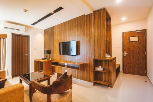 Surendra Trident Hotel