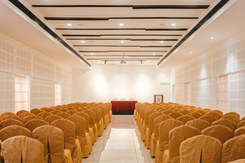 Surendra Trident Hotel