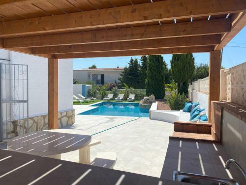 Gorgeous Newly Renovated Villa In Calpe