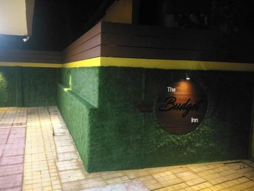 Hostal The Budget Inn