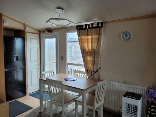 Apartamento 4 Berth Central Heated The Chase (debut)