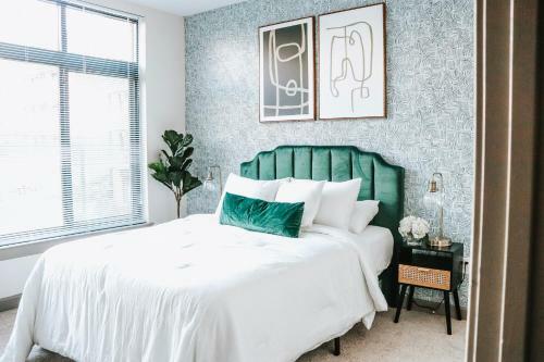 One Bedroom Luxury Apartment, In Fells Point.