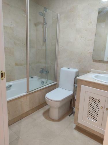Apartamento de 2 Habitaciones Con Piscina Comunitaria