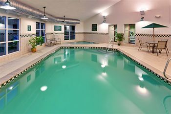 Hotel Country Inn & Suites Queensbury