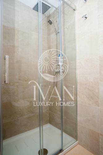 Apartamento Casa Eveline - Ivan Luxury Homes - 3�pta - Sur - 1� L�nea de Playa