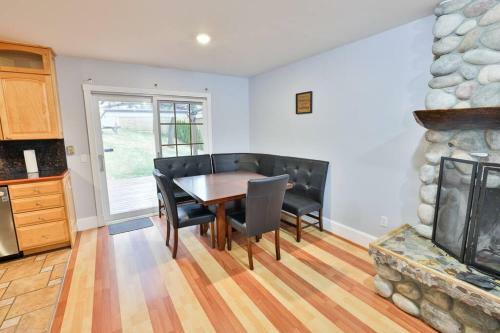 Peaceful Cass Lake 3br Vacation Home + Game Room