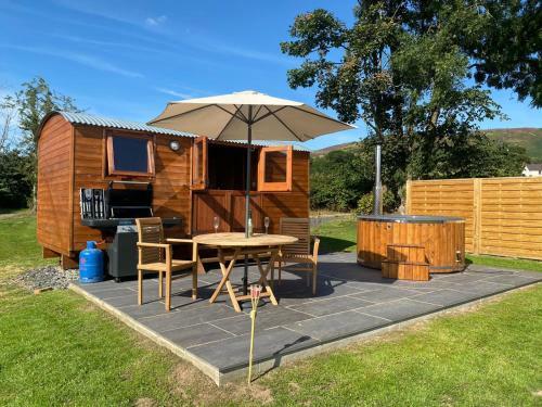 Vale View Glamping