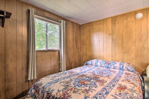 Classic Cabin On Table Rock Lake, Pool Access