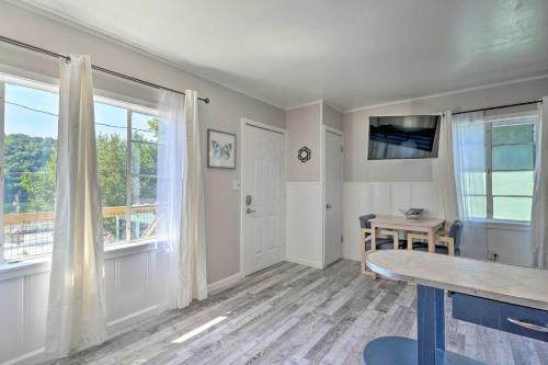 Apartamento Waterfront Rockaway Beach Studio Lake View!