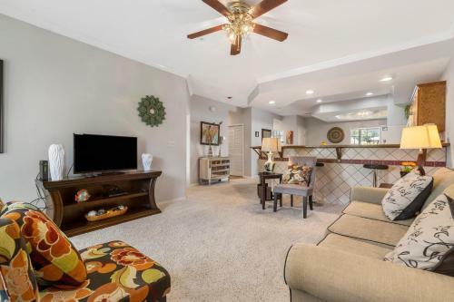 Legacy Walk-in
