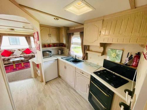Beautiful 2-bed Caravan In Ingoldmells