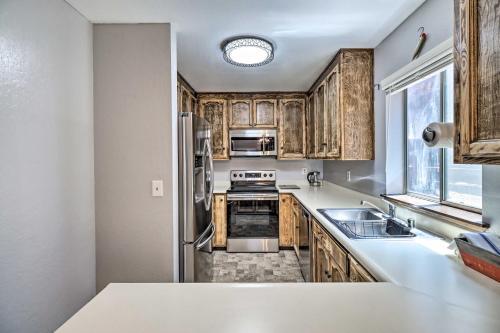Lake Tahoe Cabin About Walk To Free Ski Shuttle!