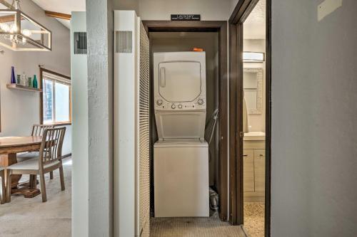 Lake Tahoe Cabin About Walk To Free Ski Shuttle!