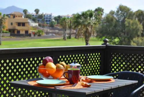 Apartment Overlooking Golf Course 791