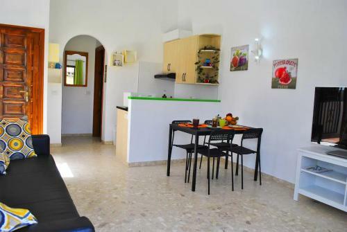 Apartment Overlooking Golf Course 791