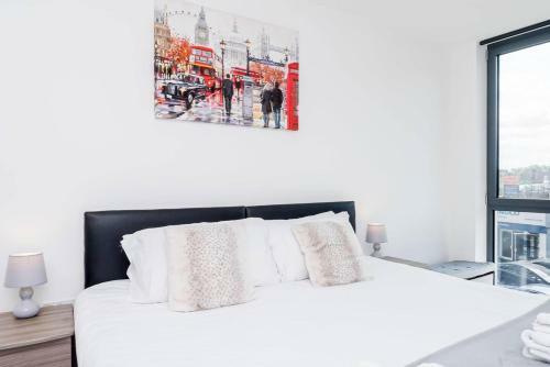 1-bed Apartment In Staines Parking And Balcony