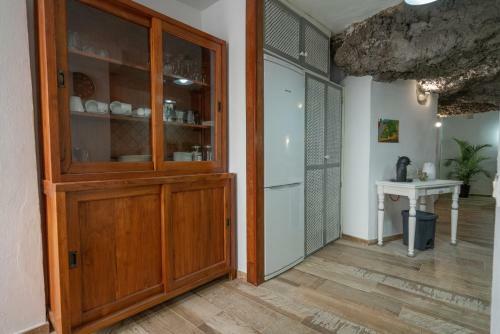 Apartamento Romantic Cave With Big Terrace Overlooking The Sea
