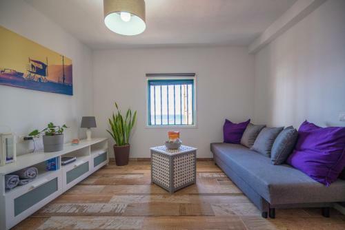 Apartamento Romantic Cave With Big Terrace Overlooking The Sea