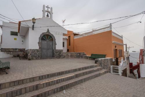 Apartamento Romantic Cave With Big Terrace Overlooking The Sea