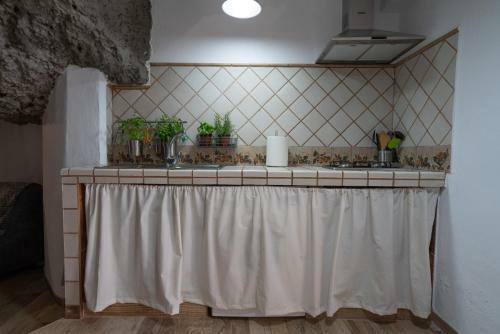 Apartamento Romantic Cave With Big Terrace Overlooking The Sea