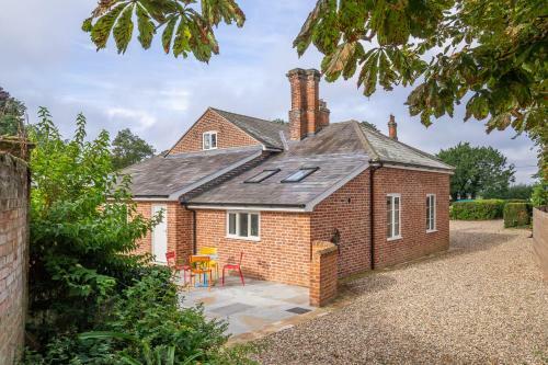 Luxurious Rural Retreat - Holt Coach House
