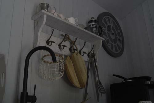 Nefoedd Romantic Shepherds Hut