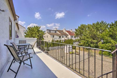 Brigantine Retreat With Balconies - Walk To Beach!